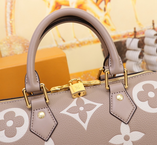 ルイヴィトンバッグ細部ディテール